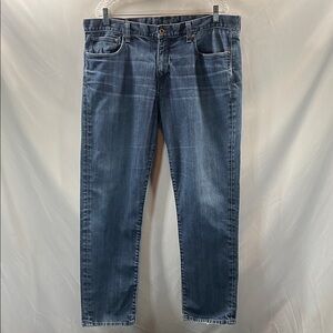 Lucky Brand Men's Straight Jeans in Classic Blue